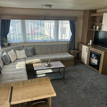 Blue Dolphin Holiday Park Gristhorpe Eksteriør bilde